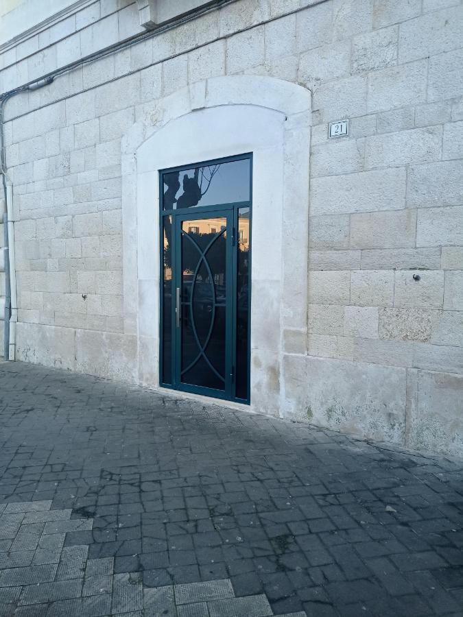 Suites Elifani Trani Exteriér fotografie